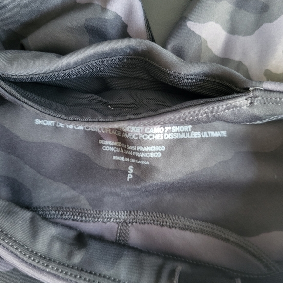 Ultimate Stash Pocket Camo Print Women's Bike Shorts. - Picture 7 of 9